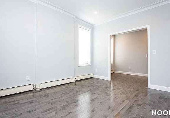 4th image of 469 Vandervoort Ave #7