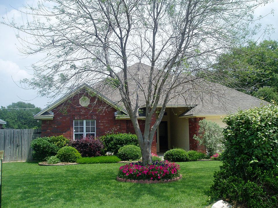 Beautiful 4 bedroom home!