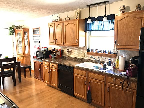2nd image of 505 Martha Eunice Ln