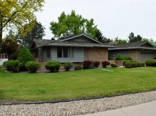 7488 Old Mill Trl, Boulder, CO 80301