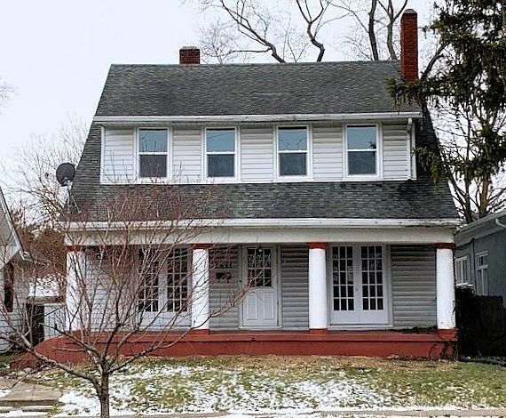 1st image of 1221 Old Orchard Ave