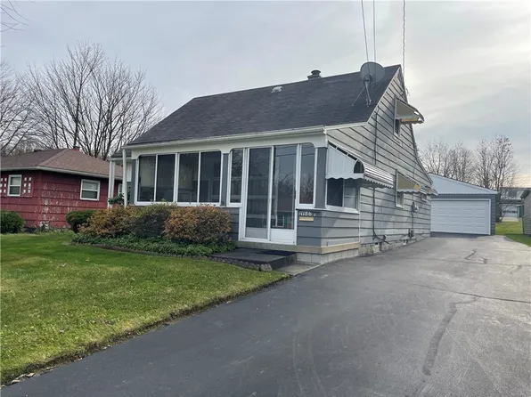 1186 March St, Sharon, PA 16146