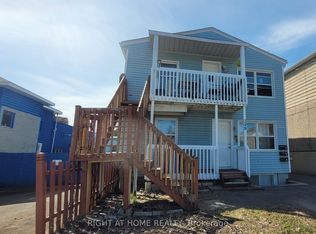 298 Montfort St, Ottawa, ON K1L5N6