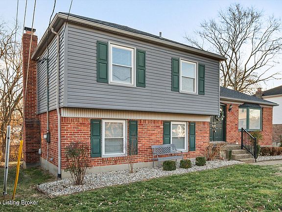 3rd image of 4405 Burgundy Dr