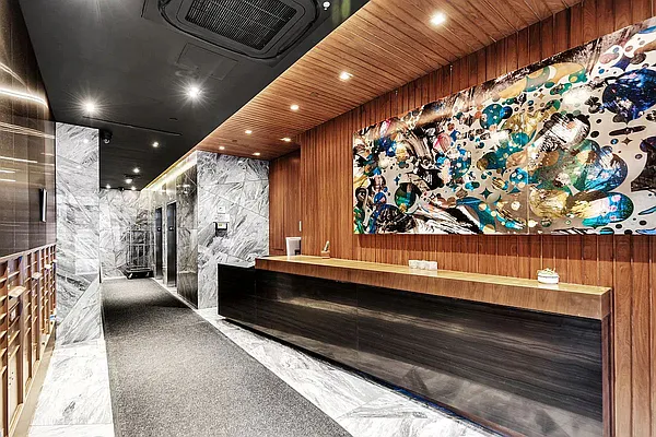 Rented by Compass | media 25