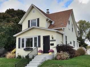 N89W16328 Cleveland Ave, Menomonee Falls, WI 53051