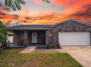 2072 Las Palmas Cir, Orlando, FL 32822