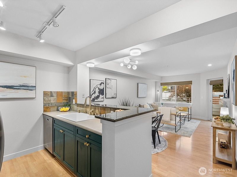 4th image of 1545 NW 57th Street #202
