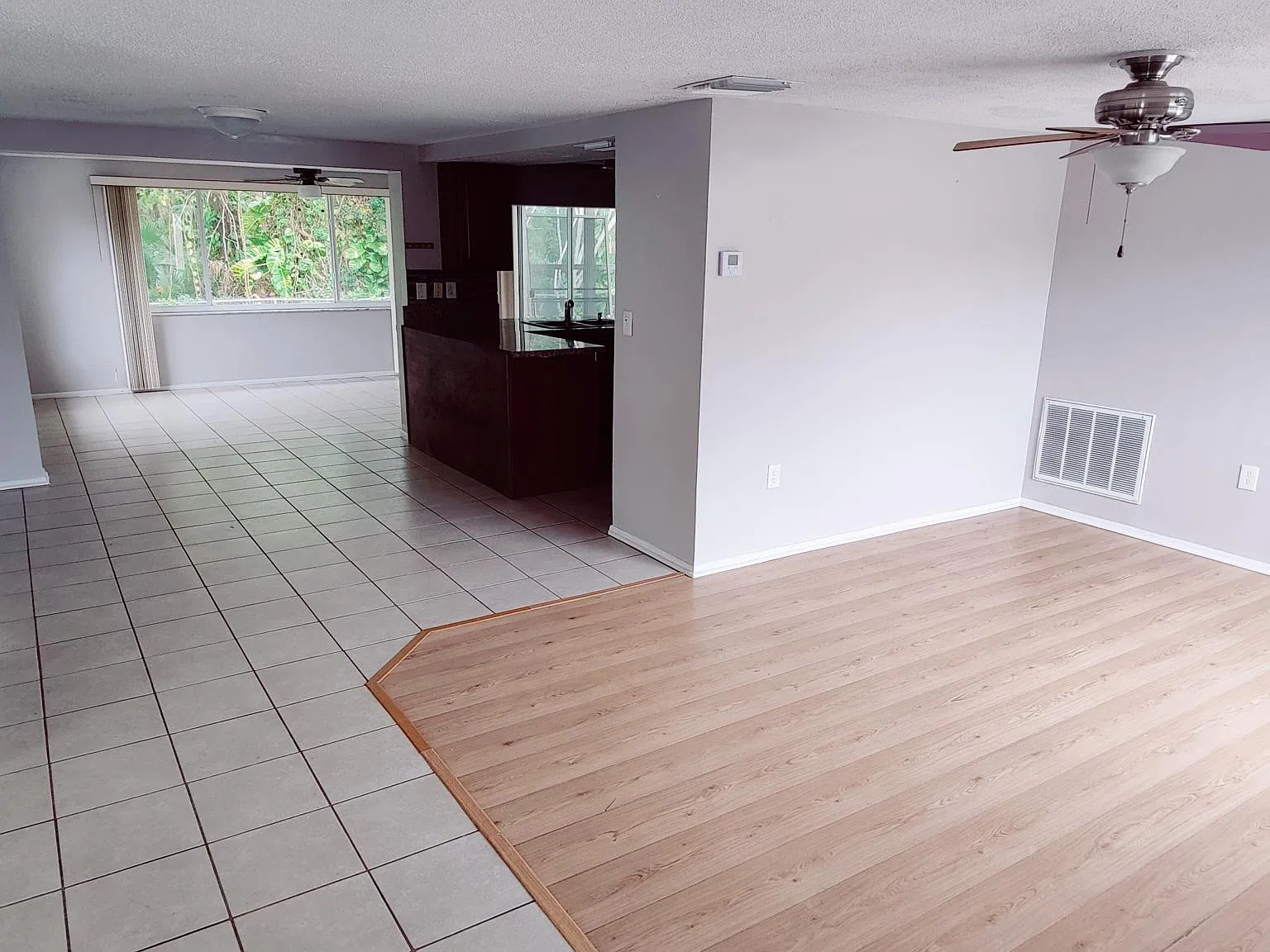 2 bed, 1355 sqft, $1,650 — Photo 4