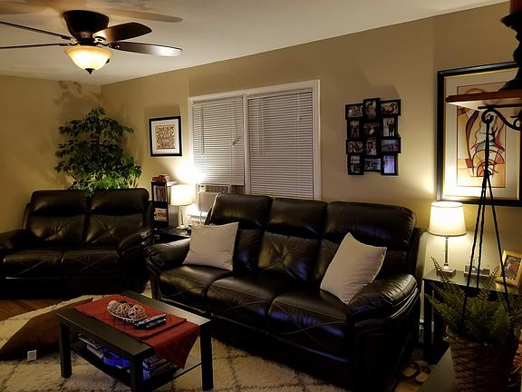 2nd image of 5 Tor View Ave