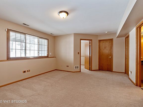 5th image of 23063 W Judith Dr