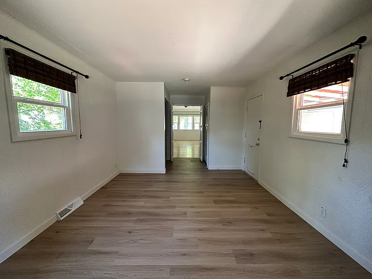 2633 S Race St — Photo 42