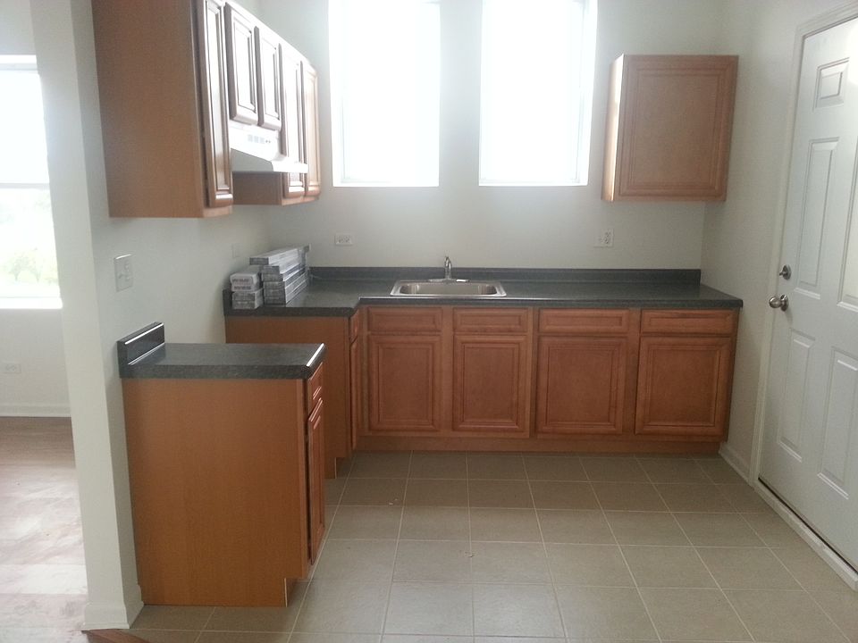 1st image of 7811 S Essex Ave