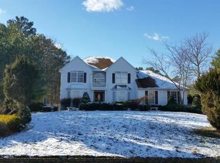 609 Winterberry Blvd, Jackson, NJ