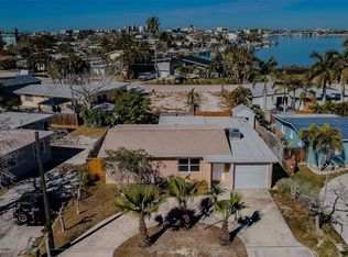 713 Pruitt Dr, Madeira Beach, FL 33708