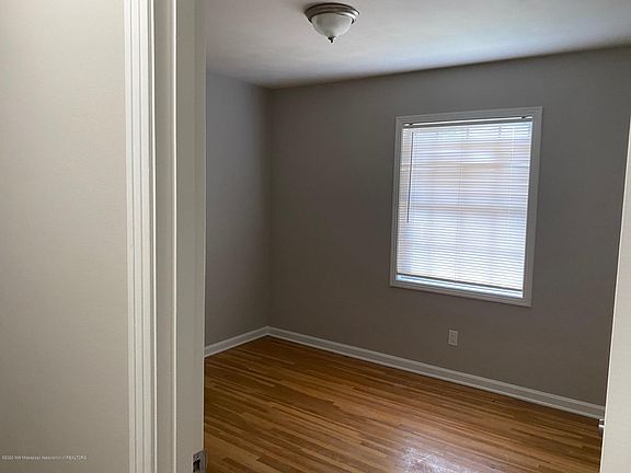 5th image of 1127 Brandywine Dr
