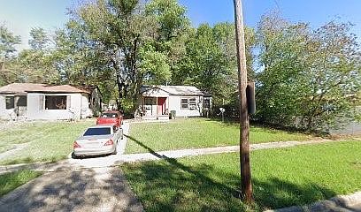 1st image of 2714 Lakehurst Ave