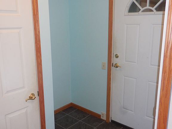 Garage entrance/ mudroom