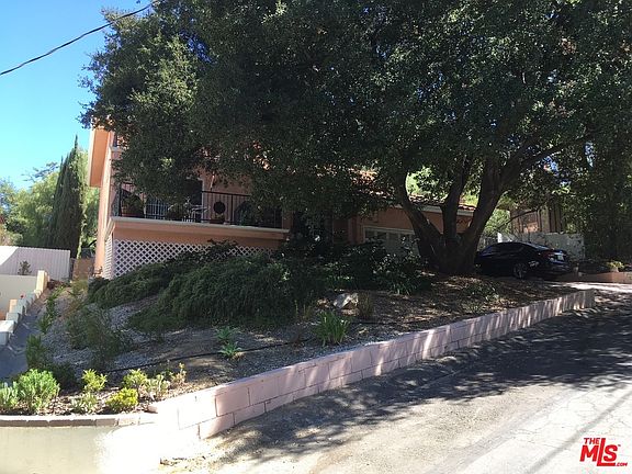 3rd image of 3516 Mesquite Dr
