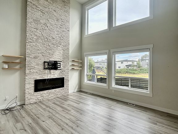 4th image of 2103 Riverstone Loop