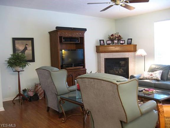 4th image of 22262 Country Meadows Ln