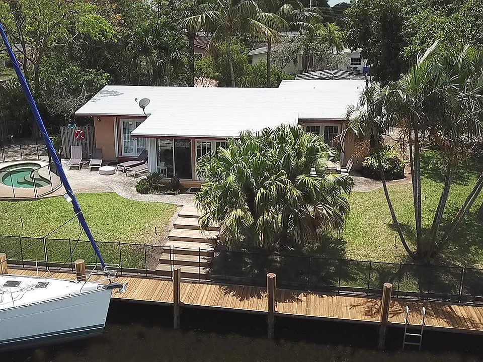 1st image of 2412 Gulfstream Ln