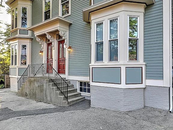 2nd image of 166 Williams St