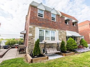 551 Glenn Valley Dr, Norristown, PA