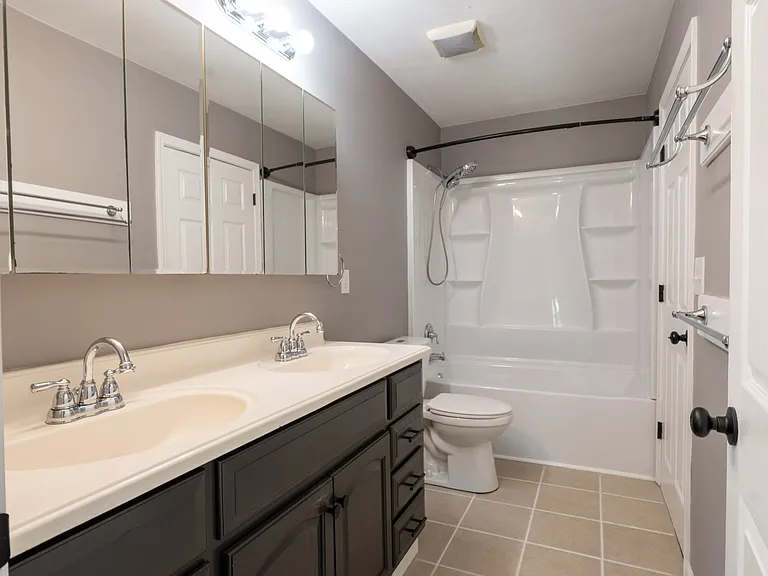 40 Oak Knoll Dr — Photo 16