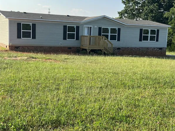 133 Calhoun Rd #2, Stony Point, NC 28678