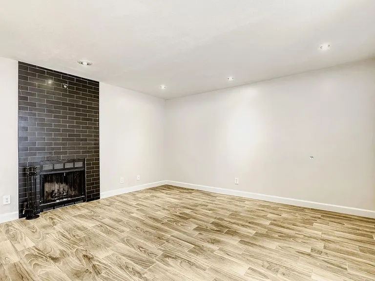 1500 Woodlawn Blvd #105 — Photo 5