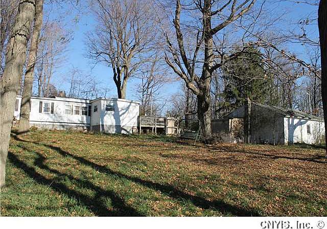 2nd image of 1434 E Lake Rd