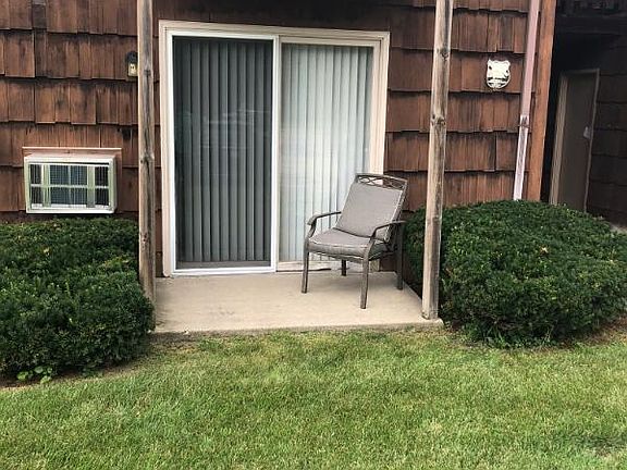 3rd image of 4418 Eastridge Dr APT 12