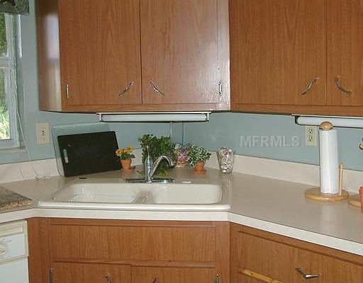 3rd image of 5610 Nutmeg Ave