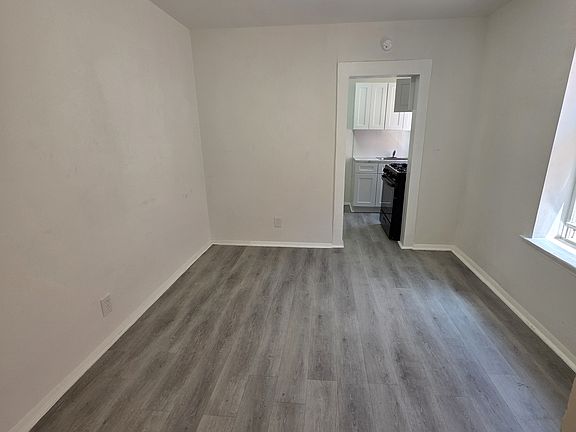 3rd image of 119 Ludlow St #4EFA