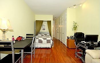 3rd image of 509 E 88th St APT 3A