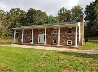 270 Bark Rd SW, Dellroy, OH 44620