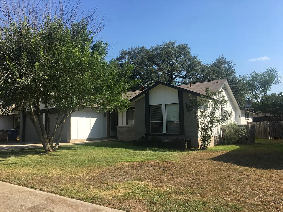 4808 Gray Fox Dr