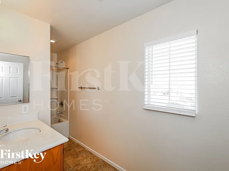617 Brinkburn Point Ave — Photo 13