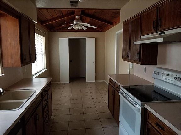 5th image of 1511 Rocky Point Dr