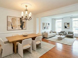 22950 Eversole Ter, Ashburn, VA 20148