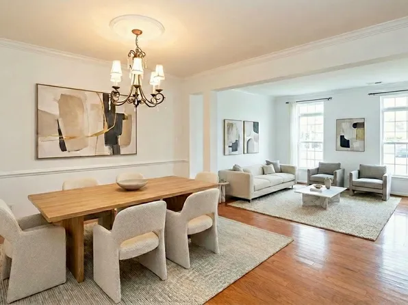 22950 Eversole Ter, Ashburn, VA 20148