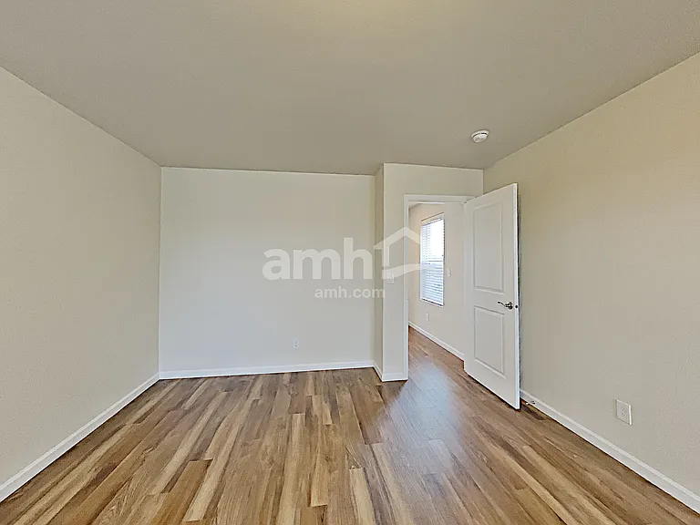 2668 Link Ave — Photo 15