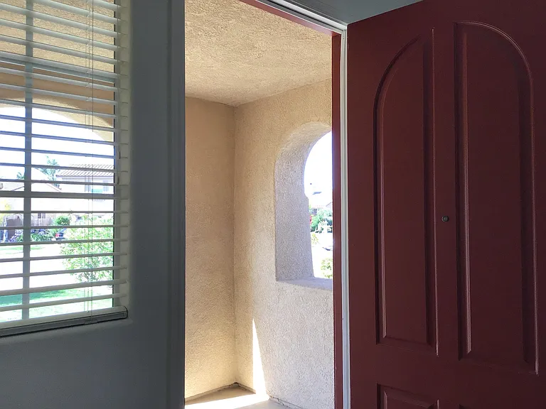 1419 Sabrina Ct — Photo 6