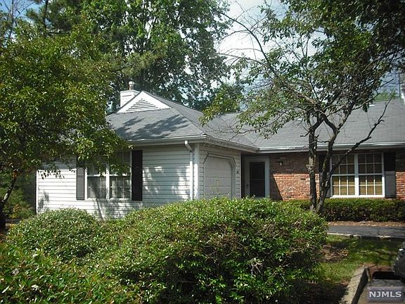 2nd image of 286 Hazlitt Way