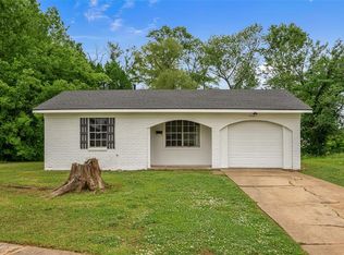 3232 Linda Cir, Bossier City, LA 71111