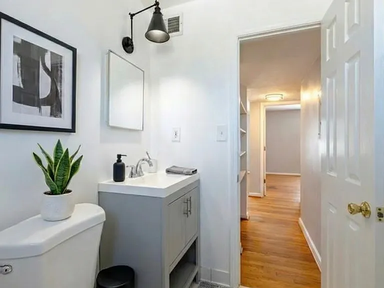 Peachtree Hills Court | Where Atlanta's Energy Meets Timeless Charm — Photo 127