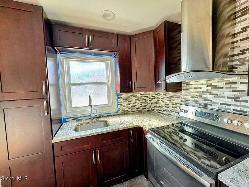 3rd image of 23 McAlpin Street