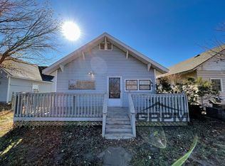 403 E Carpenter St, Hutchinson, KS 67501
