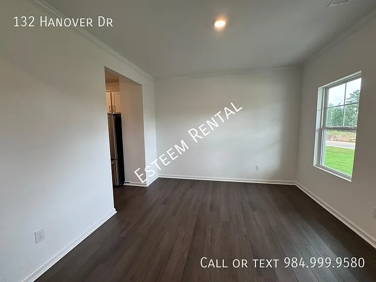 132 Hanover Dr — Photo 13